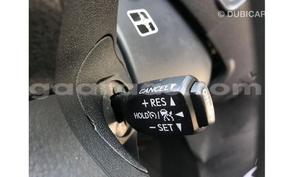 Acheter Import Voiture Toyota Prado Blanc à Import - Dubai, Dakar Acheter Import Voiture Toyota Prado Blanc à Import - Dubai, Dakar