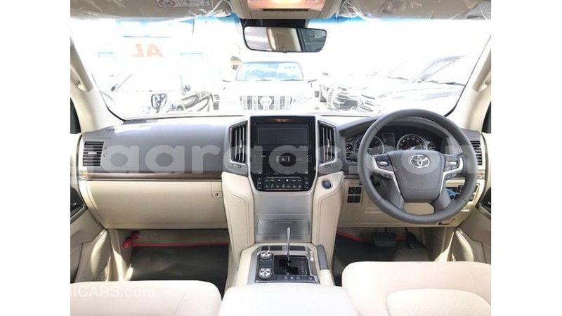 Big with watermark toyota land cruiser dakar import dubai 5808