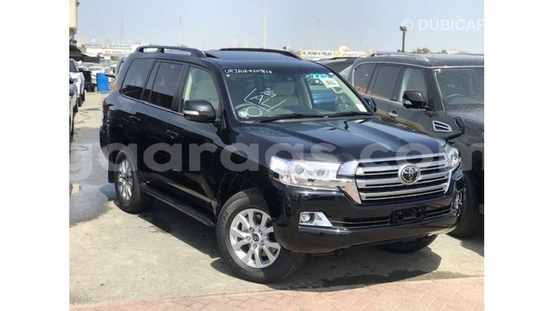 Big with watermark toyota land cruiser dakar import dubai 5808