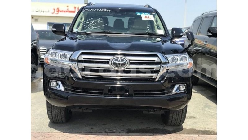 Big with watermark toyota land cruiser dakar import dubai 5808