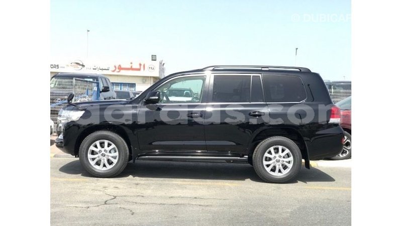 Big with watermark toyota land cruiser dakar import dubai 5808