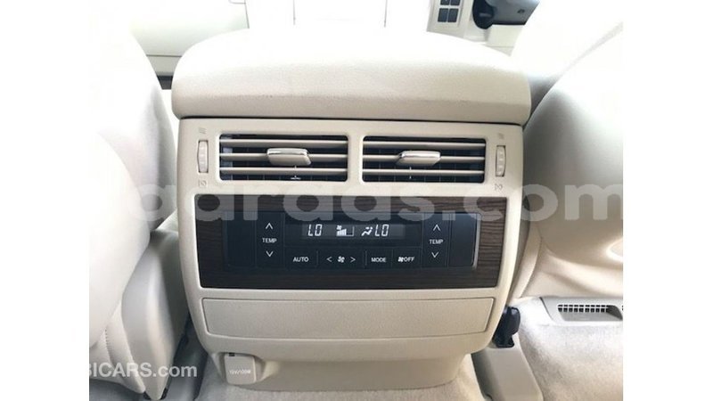 Big with watermark toyota land cruiser dakar import dubai 5808