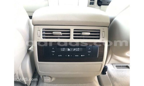 Buy Import Toyota Land Cruiser Black Car in Import - Dubai in Dakar Buy Import Toyota Land Cruiser Black Car in Import - Dubai in Dakar