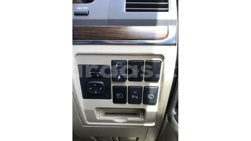 Big with watermark toyota land cruiser dakar import dubai 5808