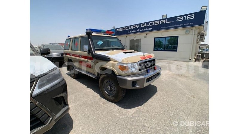 Big with watermark toyota land cruiser dakar import dubai 5818