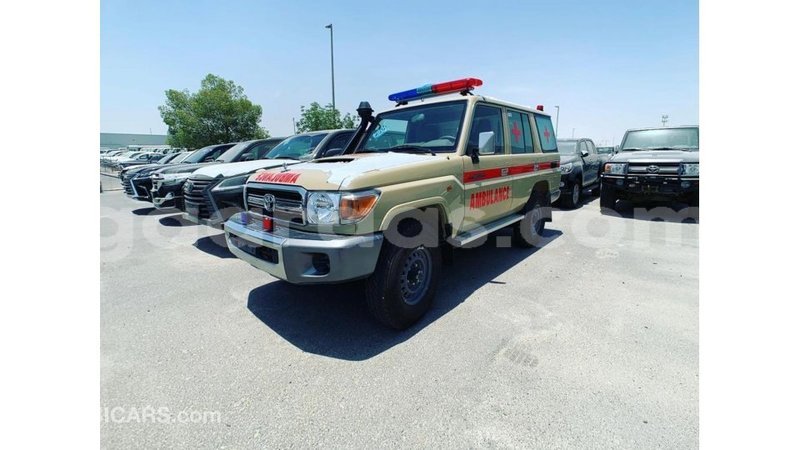 Big with watermark toyota land cruiser dakar import dubai 5818