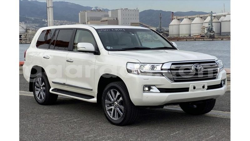 Big with watermark toyota land cruiser dakar import dubai 5834