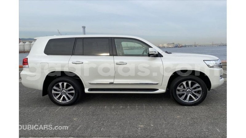 Big with watermark toyota land cruiser dakar import dubai 5834