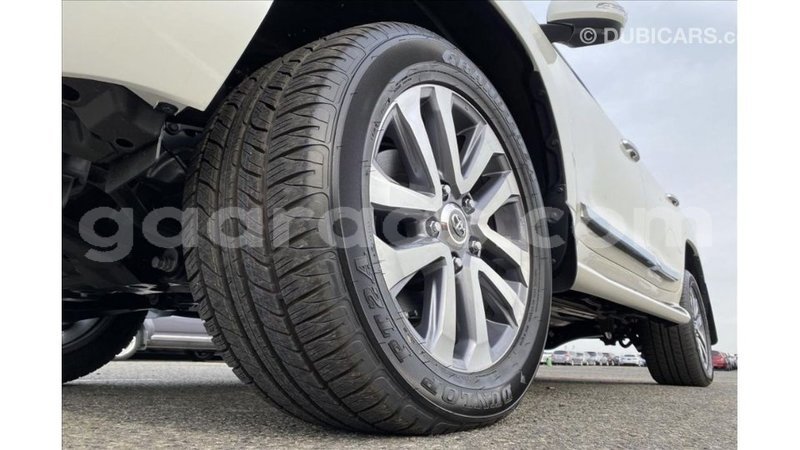 Big with watermark toyota land cruiser dakar import dubai 5834