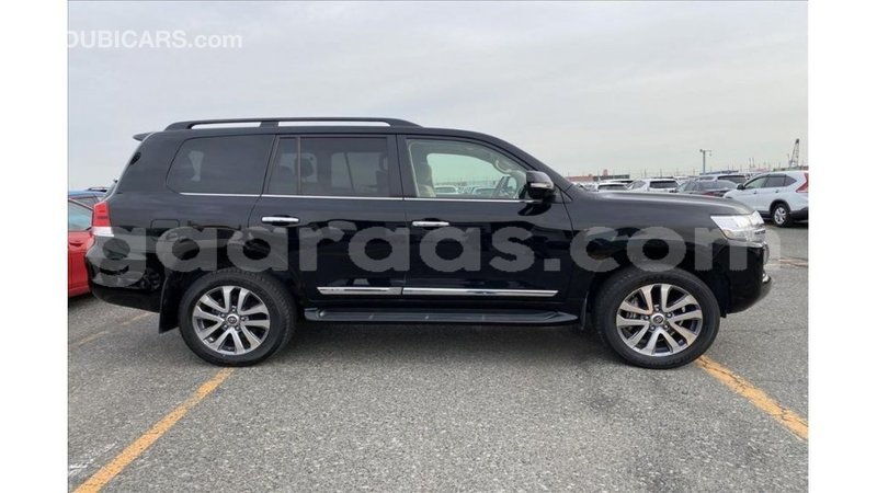 Big with watermark toyota land cruiser dakar import dubai 5835