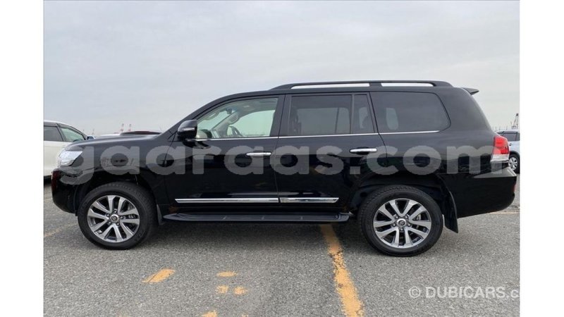 Big with watermark toyota land cruiser dakar import dubai 5835