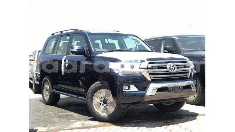 Big with watermark toyota land cruiser dakar import dubai 5862