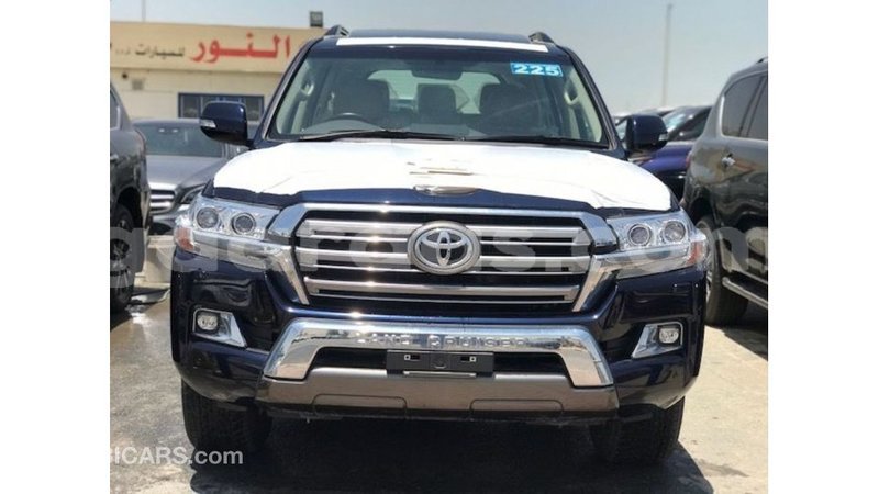 Big with watermark toyota land cruiser dakar import dubai 5862