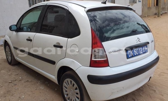 Acheter Occasion Voiture Citroen C3 Blanc à Dakar, Dakar Acheter Occasion Voiture Citroen C3 Blanc à Dakar, Dakar