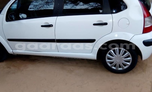 Acheter Occasion Voiture Citroen C3 Blanc à Dakar, Dakar Acheter Occasion Voiture Citroen C3 Blanc à Dakar, Dakar