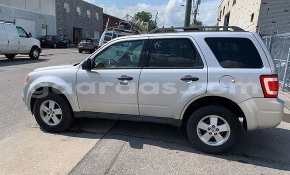Buy Used Ford Escape Silver Car in Dakar in Dakar