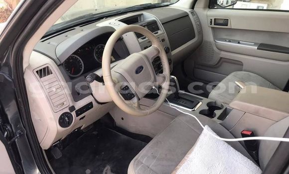 Dieundeu Occasion Ford Escape Blue Auto in Dakar in Dakar Dieundeu Occasion Ford Escape Blue Auto in Dakar in Dakar