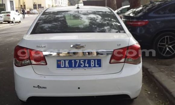 Dieundeu Occasion Chevrolet Cruze White Auto in Dakar in Dakar Dieundeu Occasion Chevrolet Cruze White Auto in Dakar in Dakar