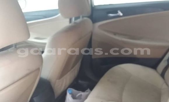 Dieundeu Occasion Hyundai Sonata White Auto in Dakar in Dakar Dieundeu Occasion Hyundai Sonata White Auto in Dakar in Dakar