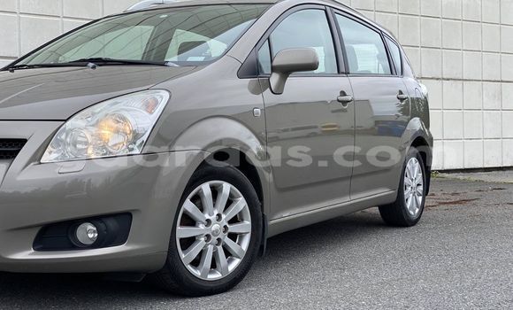 Acheter Occasion Voiture Toyota Avensis Verso Gris à Dakar, Dakar Acheter Occasion Voiture Toyota Avensis Verso Gris à Dakar, Dakar