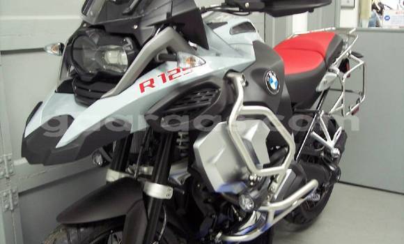 Acheter Neuf Moto BMW R1200GS Adventure Rouge à Dakar, Dakar Acheter Neuf Moto BMW R1200GS Adventure Rouge à Dakar, Dakar