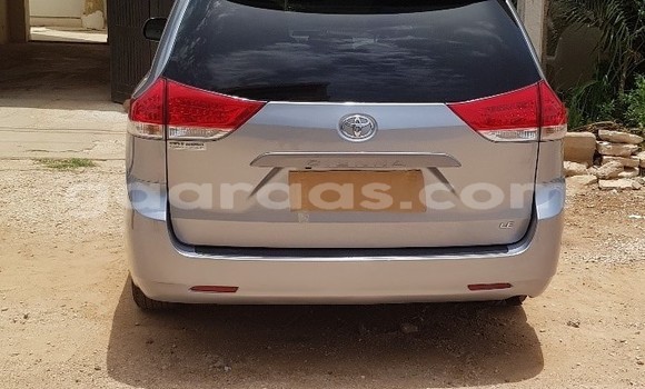 Acheter Occasion Voiture Toyota Sienna Gris à Dakar, Dakar Acheter Occasion Voiture Toyota Sienna Gris à Dakar, Dakar