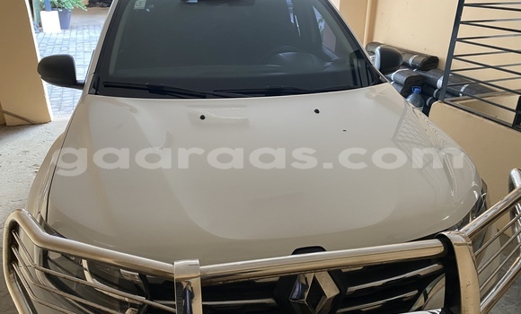 Dieundeu Occasion Renault Duster White Auto in Dakar in Dakar Dieundeu Occasion Renault Duster White Auto in Dakar in Dakar