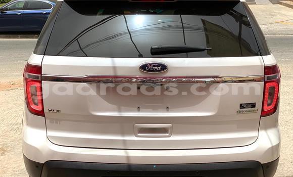 Acheter Occasion Voiture Ford Explorer Blanc à Dakar, Dakar Acheter Occasion Voiture Ford Explorer Blanc à Dakar, Dakar