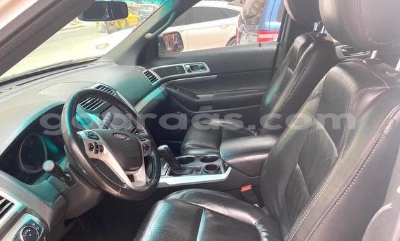 Acheter Occasion Voiture Ford Explorer Blanc à Dakar, Dakar Acheter Occasion Voiture Ford Explorer Blanc à Dakar, Dakar