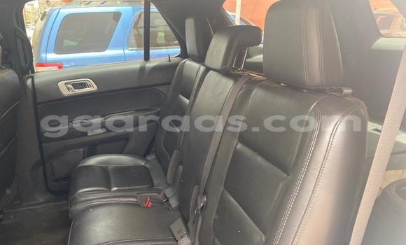 Acheter Occasion Voiture Ford Explorer Blanc à Dakar, Dakar Acheter Occasion Voiture Ford Explorer Blanc à Dakar, Dakar