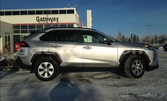 Acheter Occasion Voiture Toyota RAV4 Gris à Dakar, Dakar Acheter Occasion Voiture Toyota RAV4 Gris à Dakar, Dakar