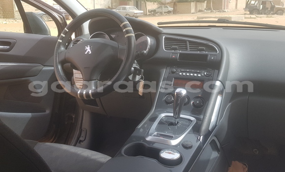 Acheter Occasion Voiture Peugeot 3008 Marron à Dakar, Dakar Acheter Occasion Voiture Peugeot 3008 Marron à Dakar, Dakar