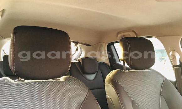 Buy Used Renault Clio Silver Car in Dakar in Dakar Buy Used Renault Clio Silver Car in Dakar in Dakar