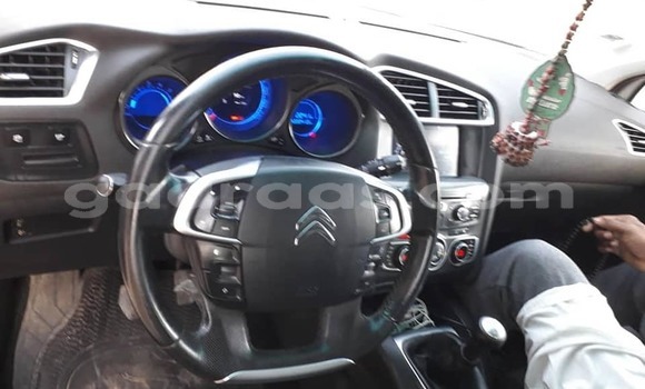 Acheter Occasion Voiture Citroen C4 Gris à Dakar, Dakar Acheter Occasion Voiture Citroen C4 Gris à Dakar, Dakar