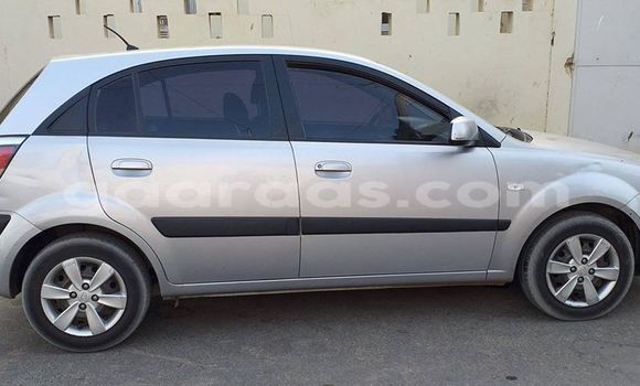 Acheter Occasion Voiture Kia Rio Gris à Dakar, Dakar Acheter Occasion Voiture Kia Rio Gris à Dakar, Dakar