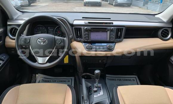 Acheter Occasion Voiture Toyota RAV4 Blanc à Dakar, Dakar Acheter Occasion Voiture Toyota RAV4 Blanc à Dakar, Dakar