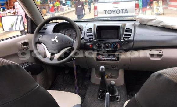 Acheter Occasion Voiture Mitsubishi L200 Blanc à Dakar, Dakar Acheter Occasion Voiture Mitsubishi L200 Blanc à Dakar, Dakar