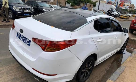 Acheter Occasion Voiture Kia Optima Blanc à Dakar, Dakar Acheter Occasion Voiture Kia Optima Blanc à Dakar, Dakar