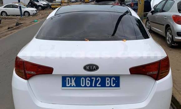 Acheter Occasion Voiture Kia Optima Blanc à Dakar, Dakar Acheter Occasion Voiture Kia Optima Blanc à Dakar, Dakar