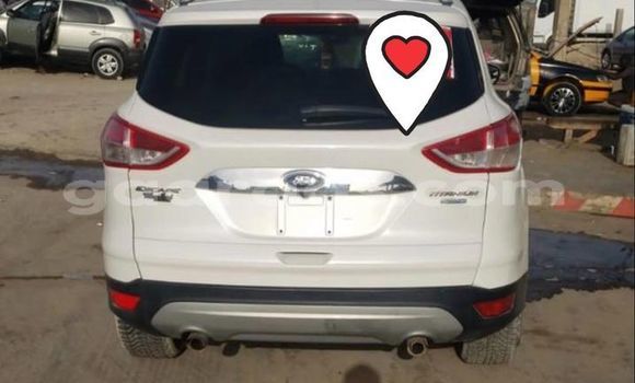 Acheter Occasion Voiture Ford Escape Blanc à Dakar, Dakar Acheter Occasion Voiture Ford Escape Blanc à Dakar, Dakar