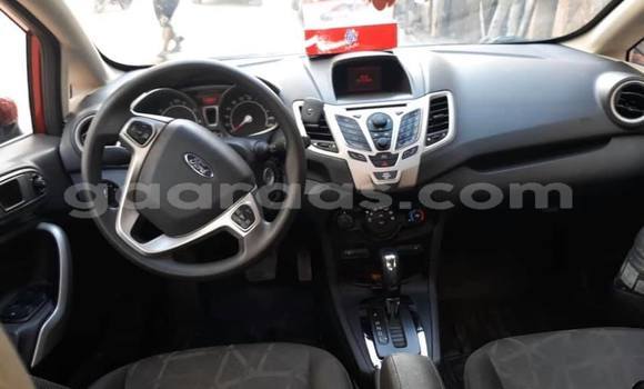 Acheter Occasion Voiture Ford Fiesta Rouge à Dakar, Dakar Acheter Occasion Voiture Ford Fiesta Rouge à Dakar, Dakar