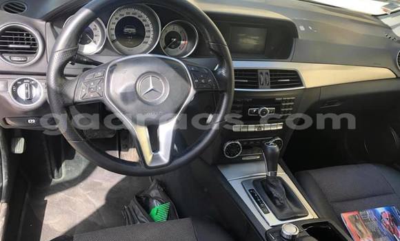 Acheter Occasion Voiture Mercedes‒Benz C–Class Gris à Dakar, Dakar Acheter Occasion Voiture Mercedes‒Benz C–Class Gris à Dakar, Dakar