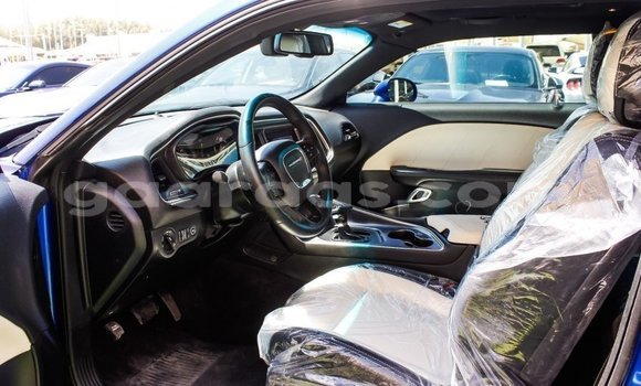Buy Import Dodge Challenger Blue Car in Import - Dubai in Dakar Buy Import Dodge Challenger Blue Car in Import - Dubai in Dakar