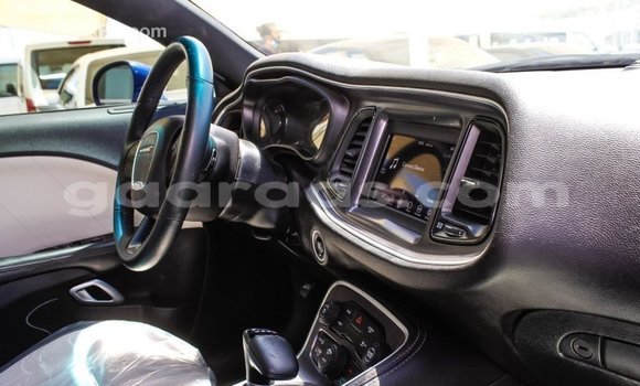 Buy Import Dodge Challenger Blue Car in Import - Dubai in Dakar Buy Import Dodge Challenger Blue Car in Import - Dubai in Dakar
