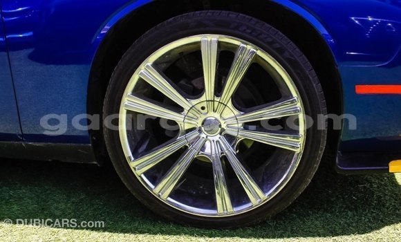 Buy Import Dodge Challenger Blue Car in Import - Dubai in Dakar Buy Import Dodge Challenger Blue Car in Import - Dubai in Dakar