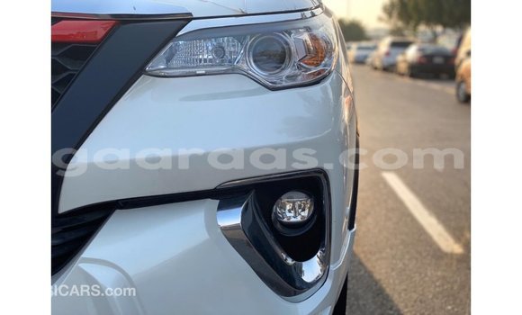 Dieundeu Imported Toyota Fortuner White Auto in Import - Dubai in Dakar Dieundeu Imported Toyota Fortuner White Auto in Import - Dubai in Dakar