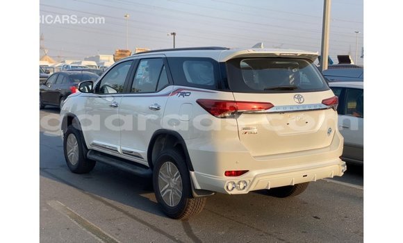 Dieundeu Imported Toyota Fortuner White Auto in Import - Dubai in Dakar Dieundeu Imported Toyota Fortuner White Auto in Import - Dubai in Dakar