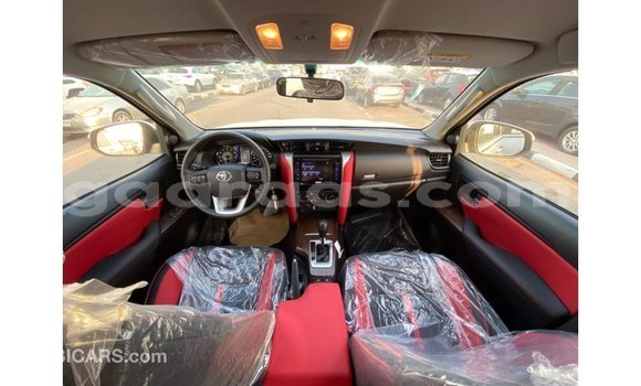 Dieundeu Imported Toyota Fortuner White Auto in Import - Dubai in Dakar Dieundeu Imported Toyota Fortuner White Auto in Import - Dubai in Dakar