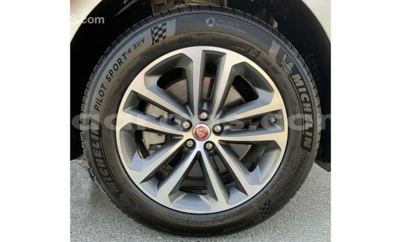 Acheter Import Voiture Jaguar F-Pace Blanc à Import - Dubai, Dakar Acheter Import Voiture Jaguar F-Pace Blanc à Import - Dubai, Dakar
