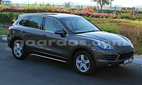 Acheter Import Voiture Porsche Cayenne Marron à Import - Dubai, Dakar